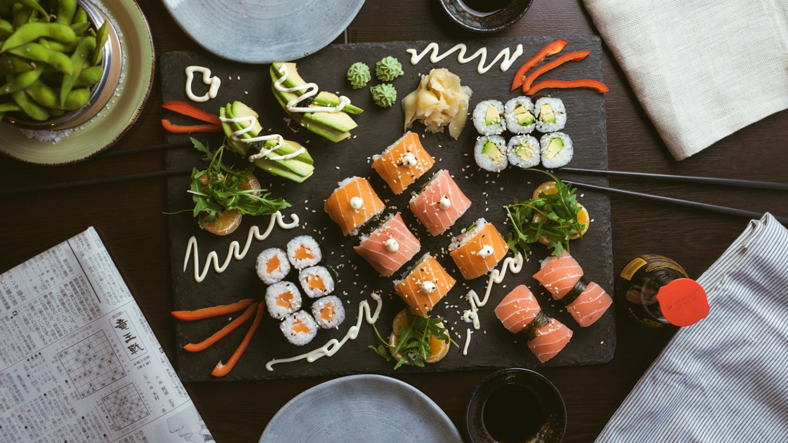 Maki rolls japonais préparés au Kaishoya, 75015 Paris